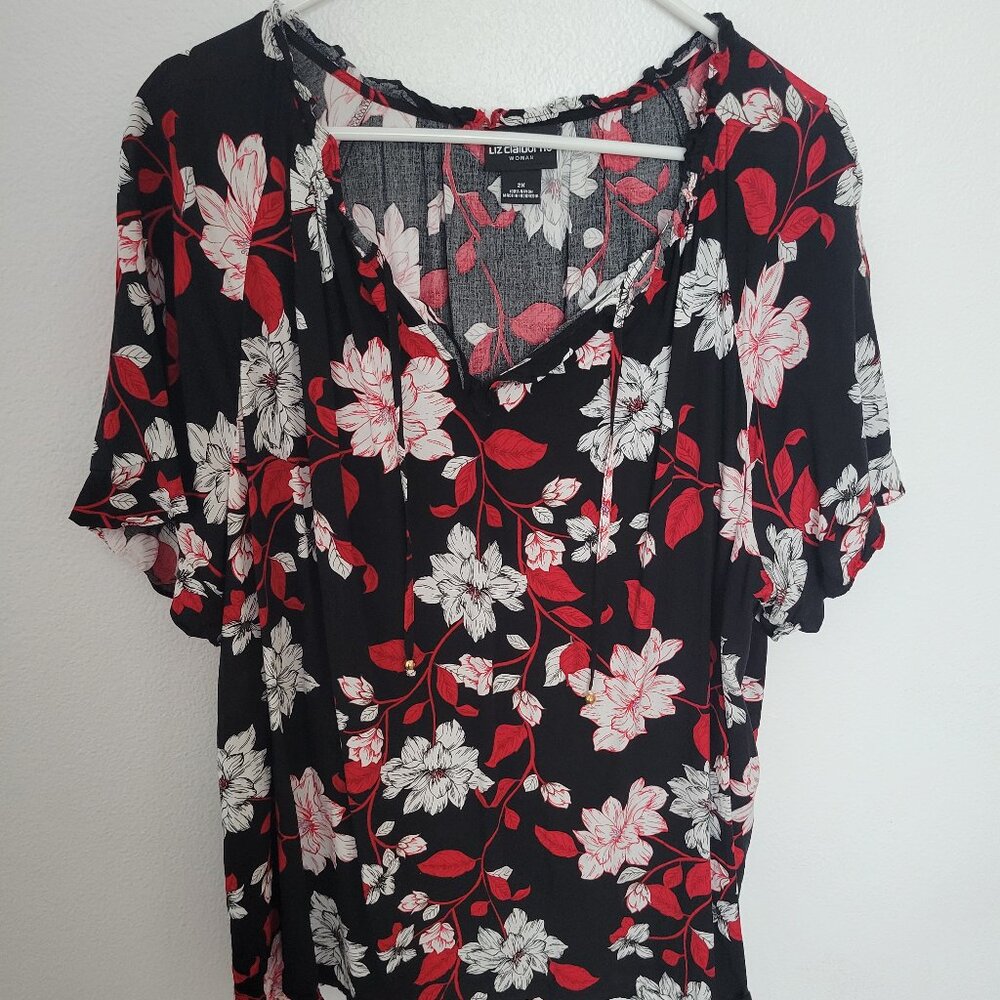 Women's Plus Beautiful Floral Blouse